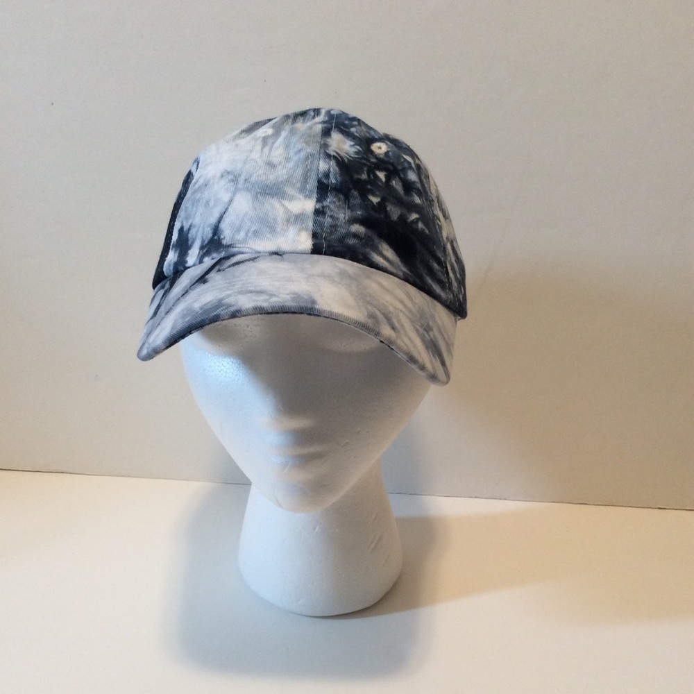 EUC Zyia Active Baseball Cap